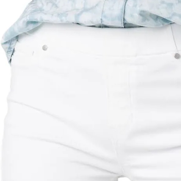 Liverpool Los Angeles "Chloe" Pull-on Bermuda Shorts - White Size 0/25 - Picture 3 of 11